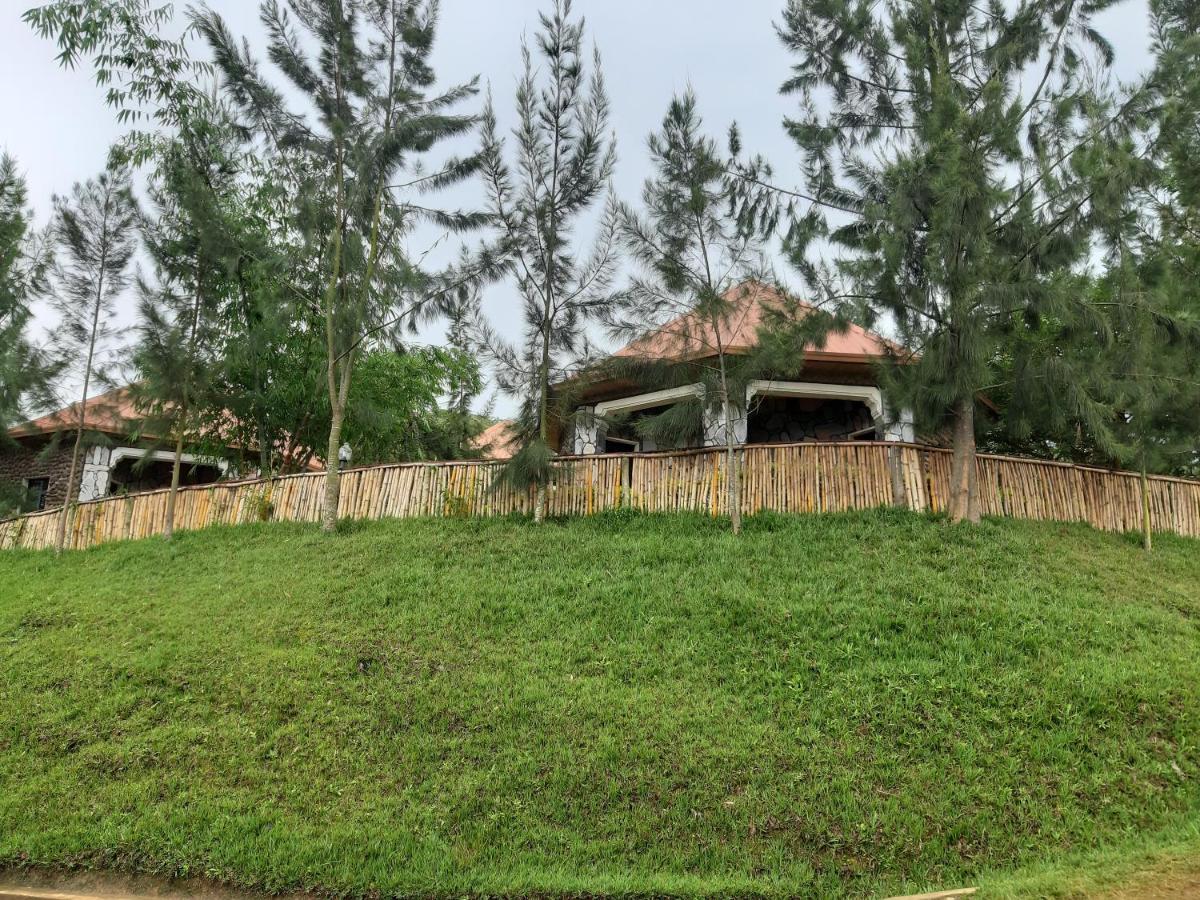 Ruhondo Beach Resort Ruhengeri ภายนอก รูปภาพ